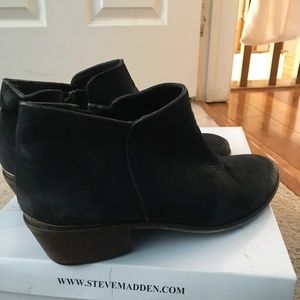 Steve Madden Remington Ankle Boots